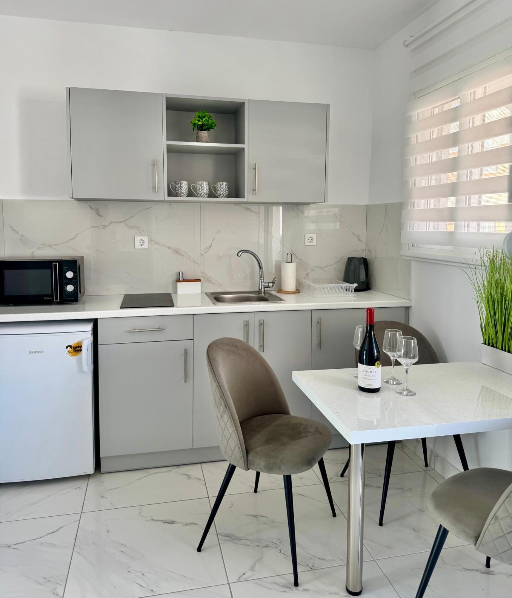 Zen Apartments Laganas Esterno foto